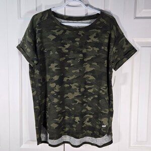 NWT Amazon Essentials Black Women's Relaxed-Fit Crewneck T-Shirt - Size Medium
